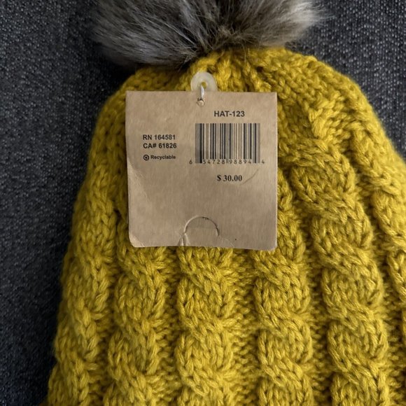 Women’s Mustard Colored Knit Hat with Faux Fur Pom Pom Inner Fleece Lining NWT - Picture 3 of 5
